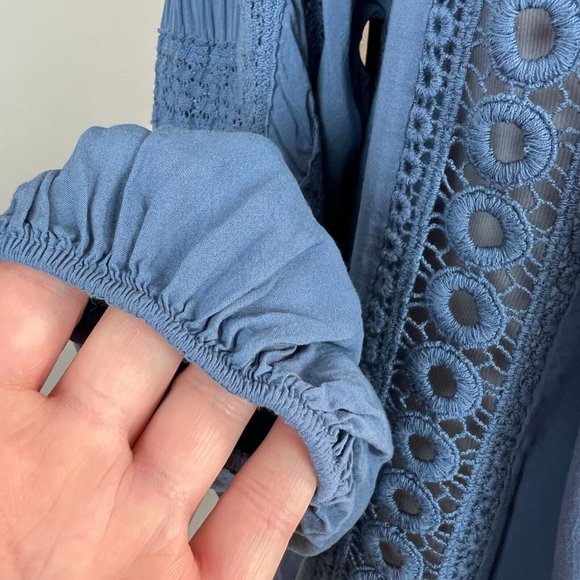 Tempo Paris Blouse Top M Blue Crochet Lace Pleat Boho Peasant Lightweight Womens - Picture 7 of 10